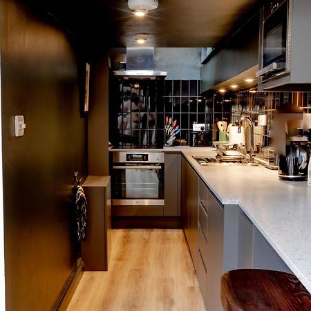 Modern 2 Bedroom Queen Street Apartment NWI Zewnętrze zdjęcie